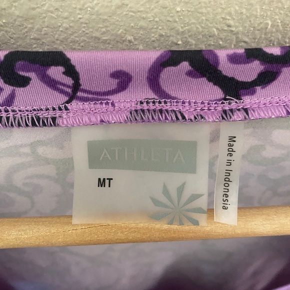 Patterned Athletic Dress - Picture 4 of 5